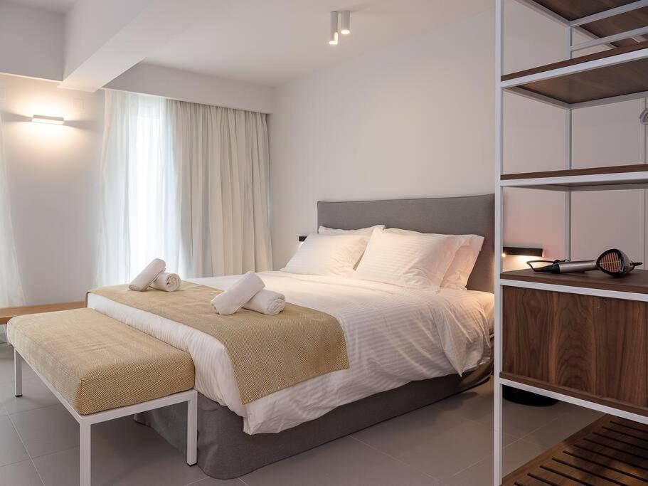 Electra Luxury Apartment At The Heraklion Center Ngoại thất bức ảnh
