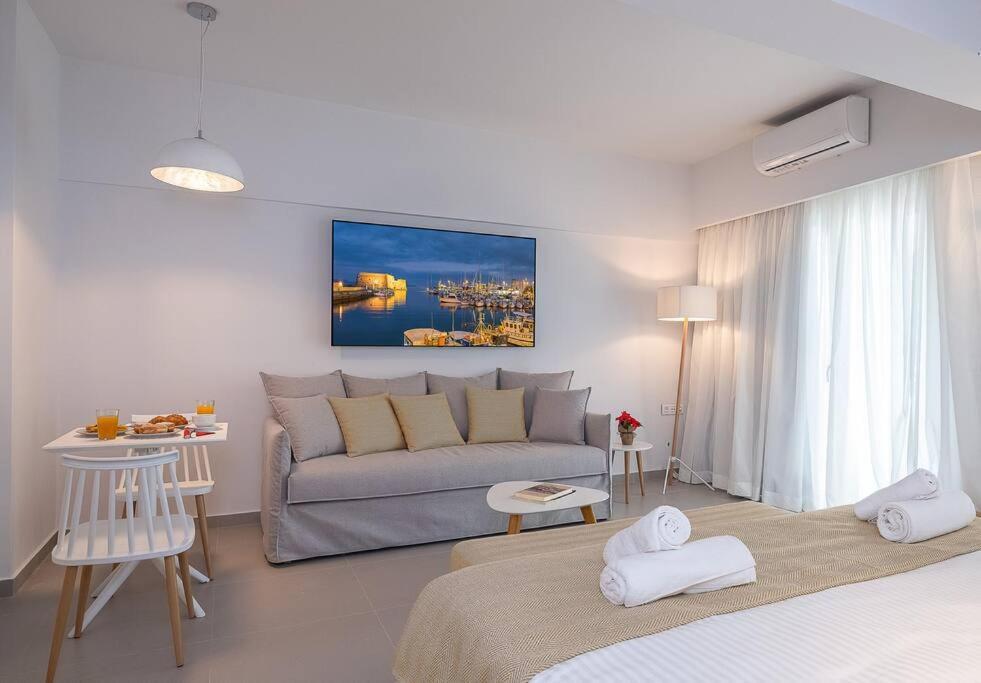 Electra Luxury Apartment At The Heraklion Center Ngoại thất bức ảnh